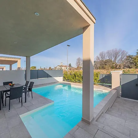 Villa Prestige By Wonderful Italy Sirmione Exterior photo